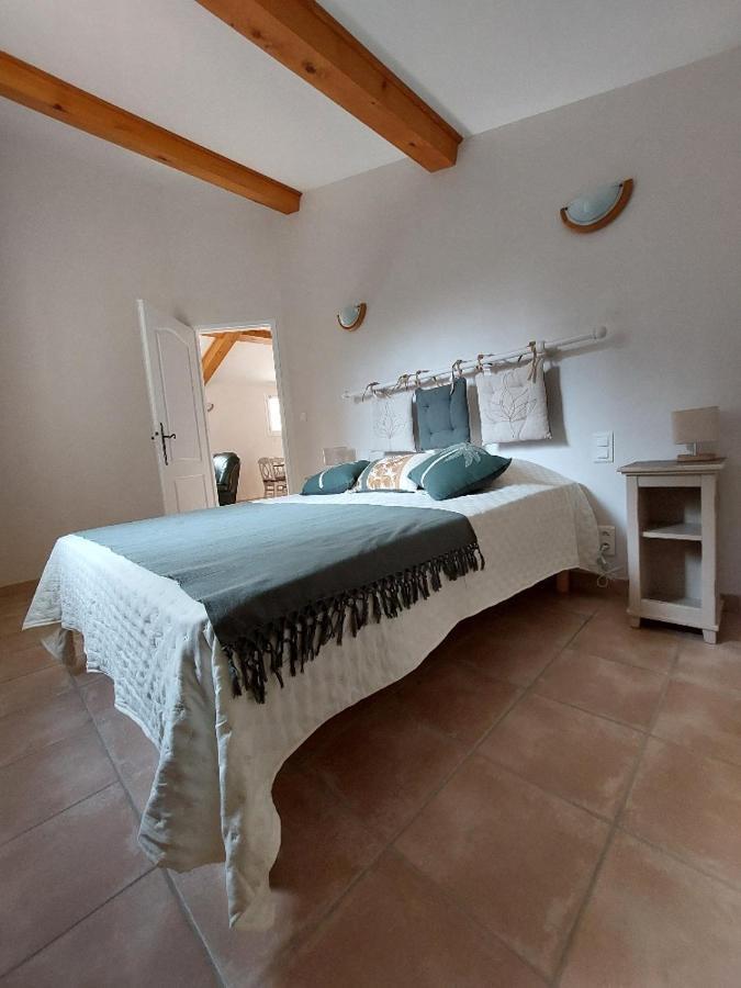 En Provence, Chez Stephanie Et Marcel Saint-Remy-de-Provence Bagian luar foto