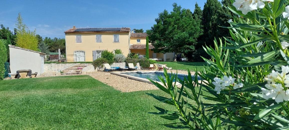 En Provence, Chez Stephanie Et Marcel Saint-Remy-de-Provence Bagian luar foto